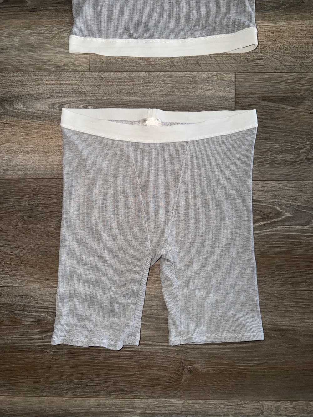 Light Gray Ribbed Bike Shorts Set - Picture 3 of 4